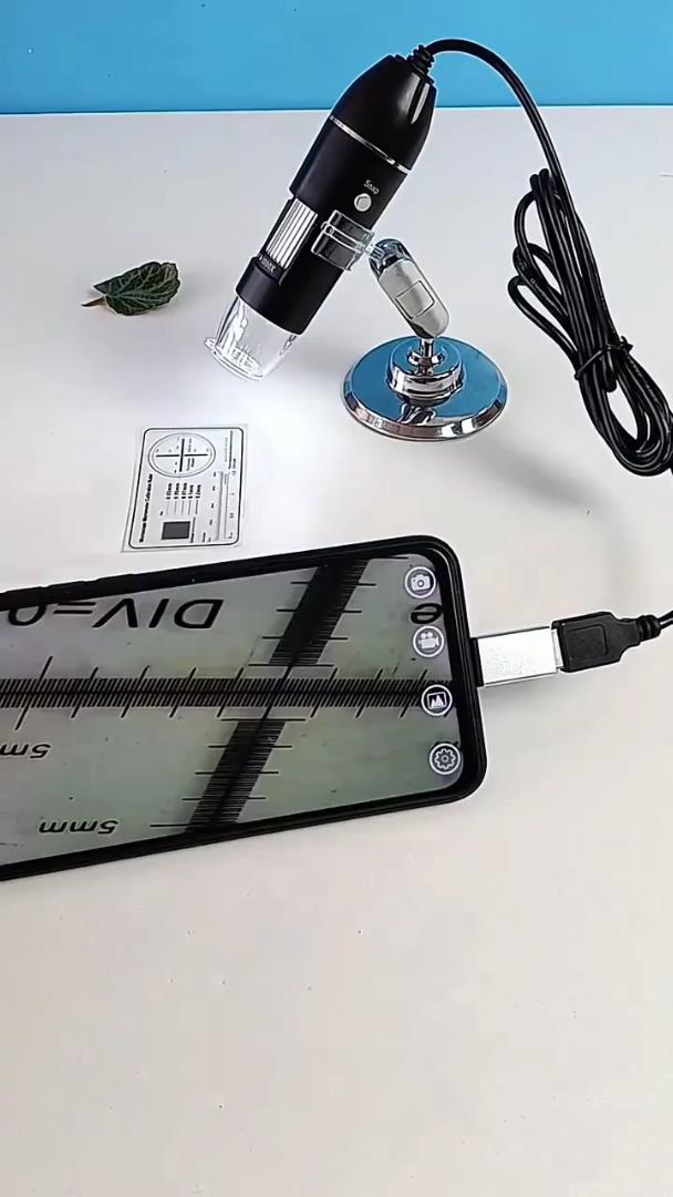 Digital Microscope Connected to Mobile