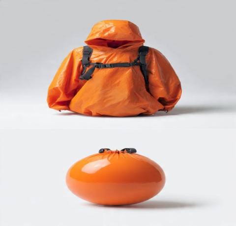 كرة المطر (العباءة المطيرة المضغوطة)