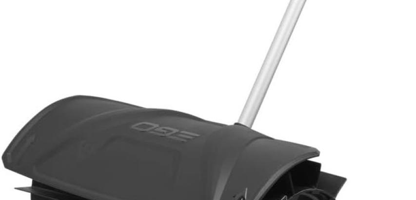 المكنسة المطاطية ذات الشفرات