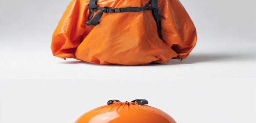 كرة المطر (العباءة المطيرة المضغوطة)