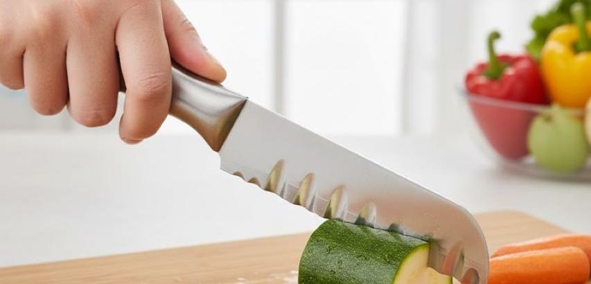 سكين القطع المموج